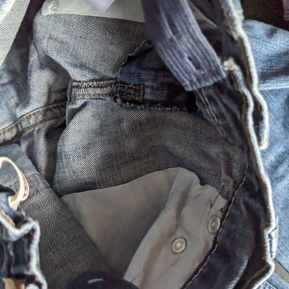 Levi's Medium Wash Denim Jeans 505, Boys 7 Regular - Picture 3 of 11